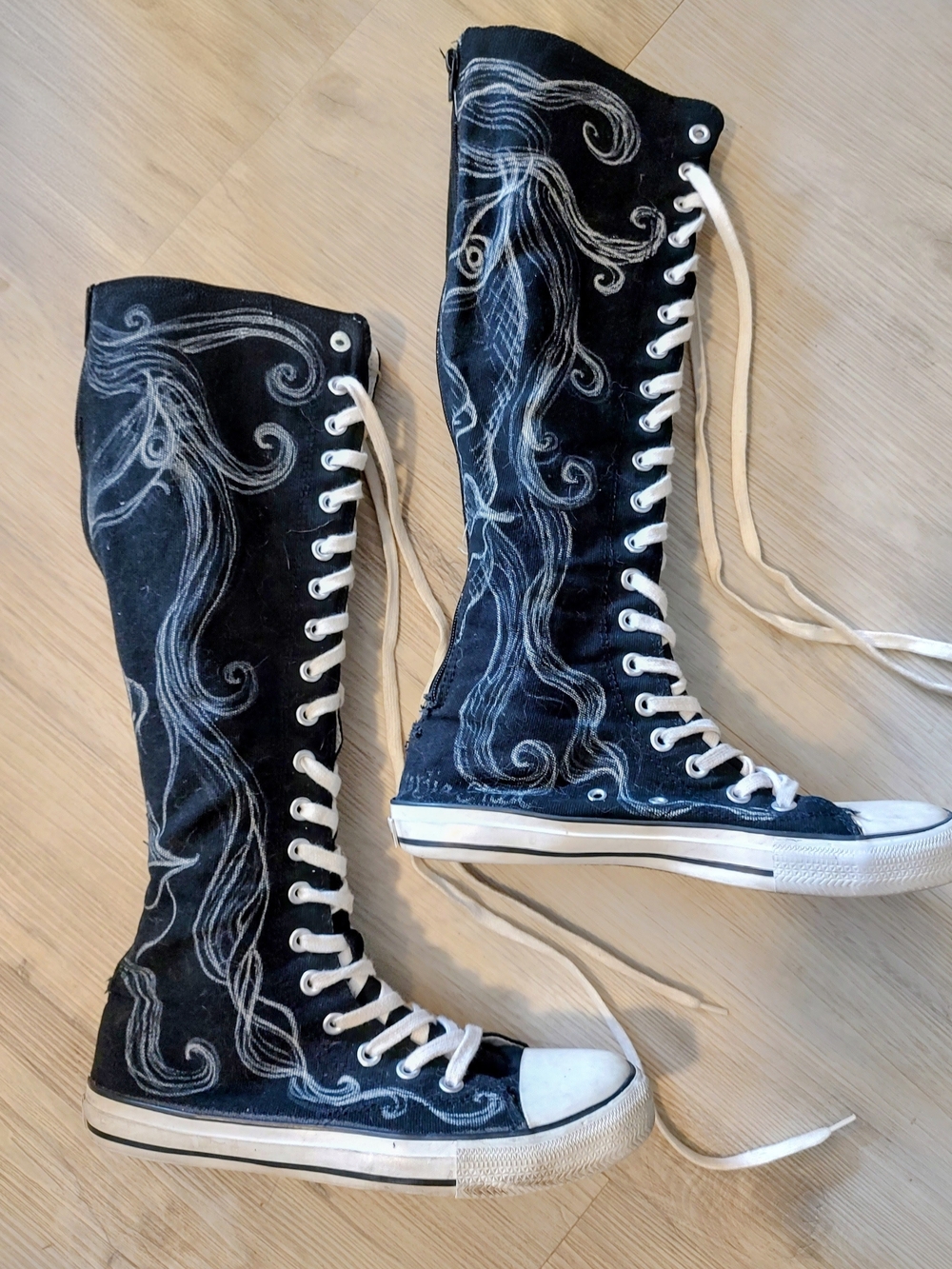 Airwalk Custom Y2K Knee-High Lace-Up Canvas Boots with White Swirl Art SZ 10